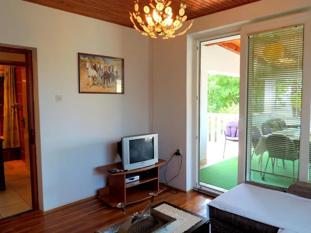 Apartment Borosak
