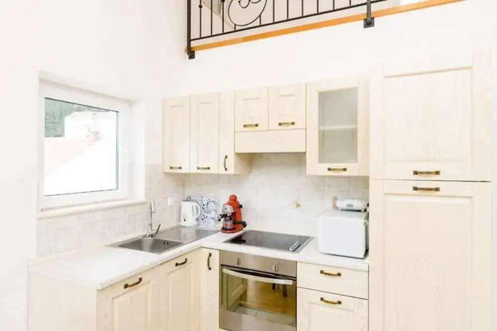Apartments Nikola - Comfort One Bedroom Apartment With City View
