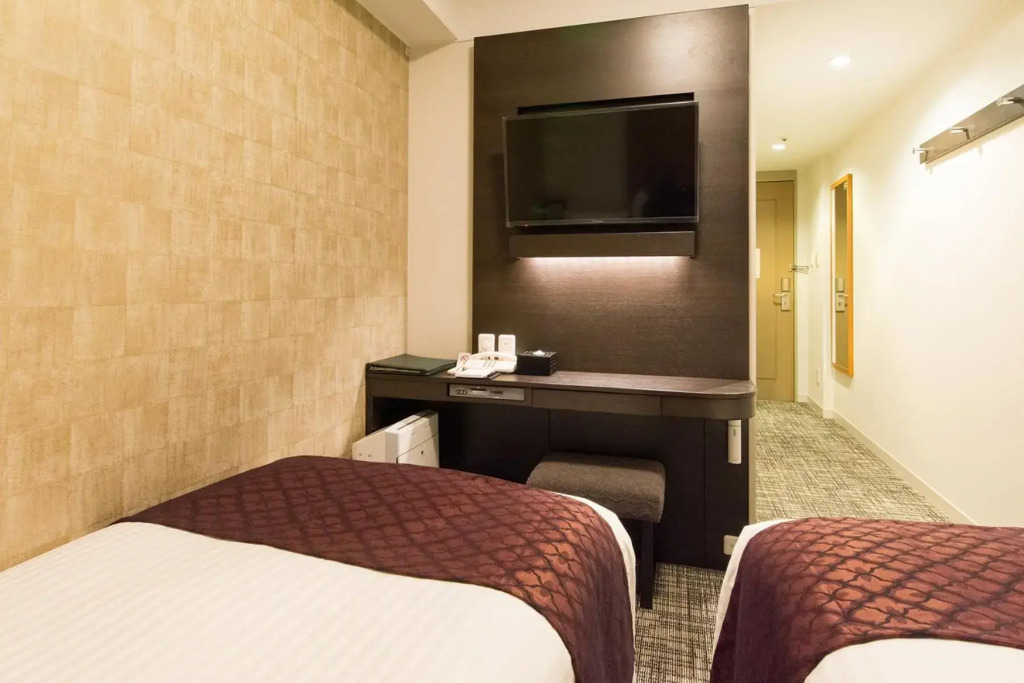 Toshi Center Hotel