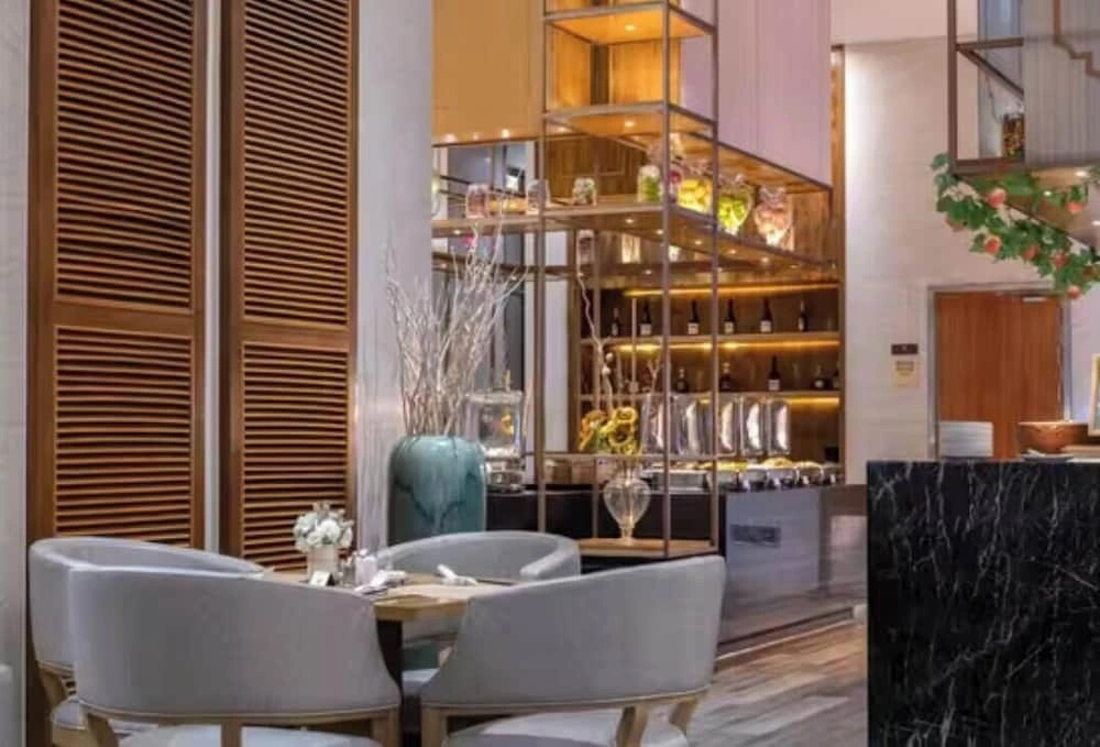 Qionghai Bozha Baiyuewan Zhenru Hotel