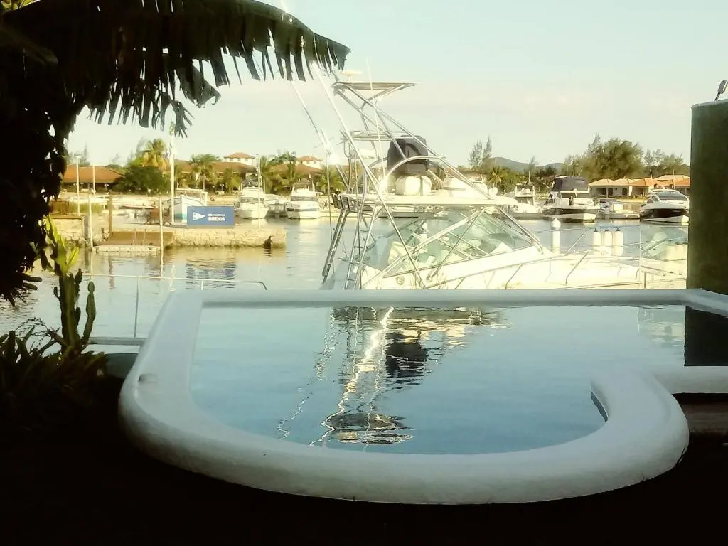 Suite à Beira do Canal da Marina