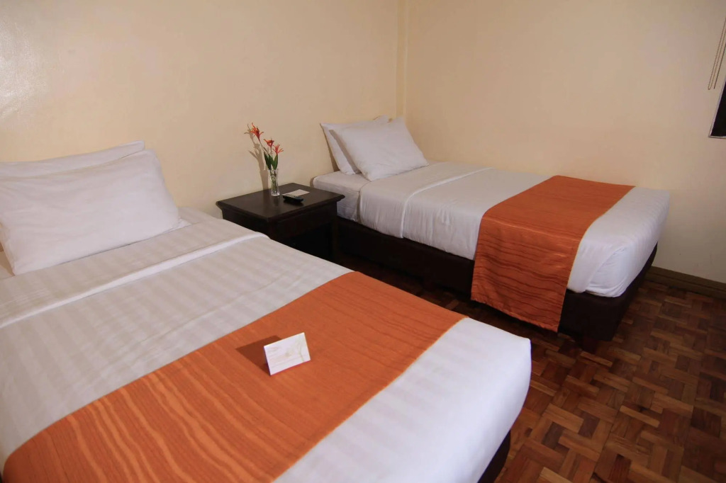 Sol Y Viento Mountain Hot Springs Resort