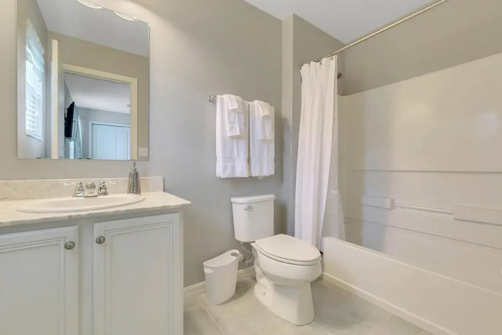 Family Friendly 4 Bedroom Close to Disney in Orlando Area 5116