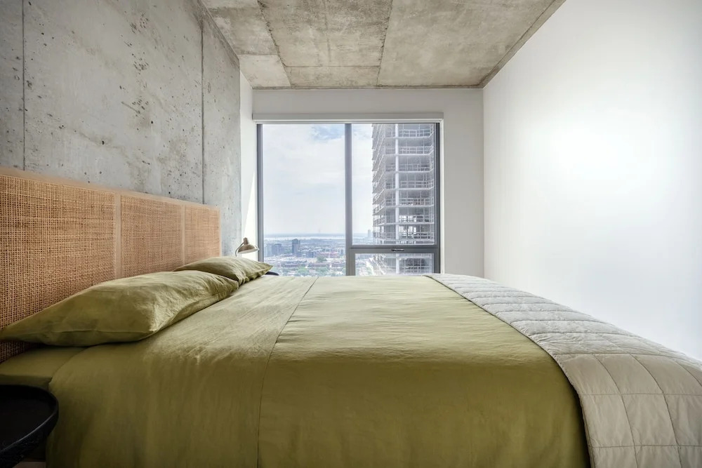Elegant Studios and Apartments Montreal