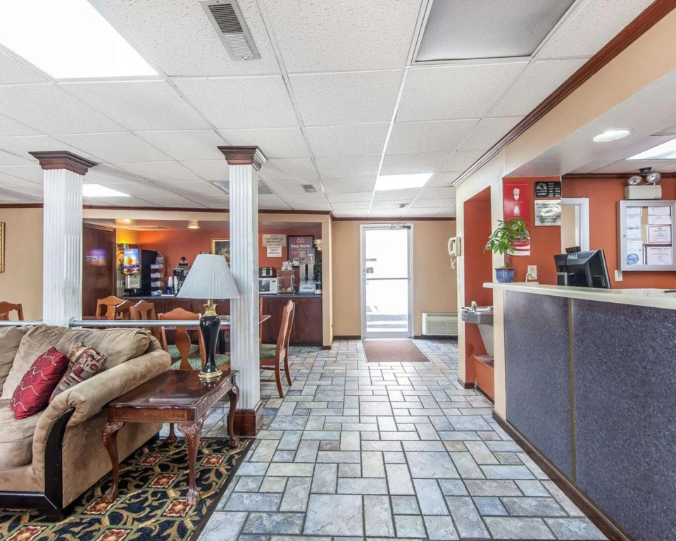 Econo Lodge Cleveland