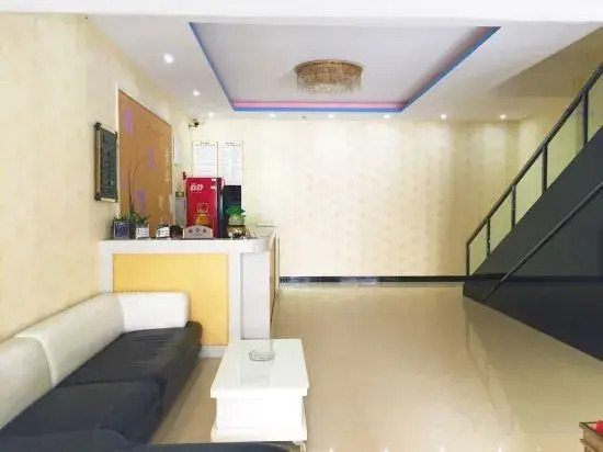 Yangxin Carnival Business Hotel