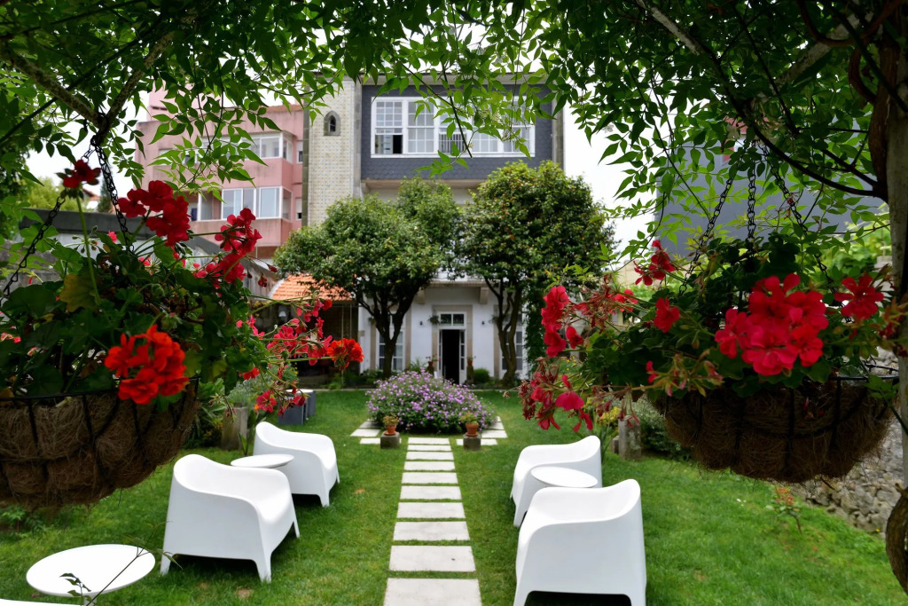 Limehome Porto Rua de Dom Manuel II
