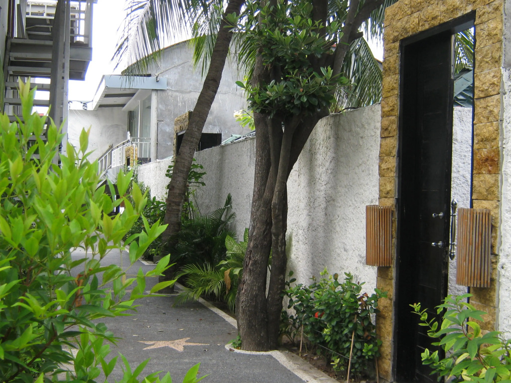 Gili Sands Hotel & Bar