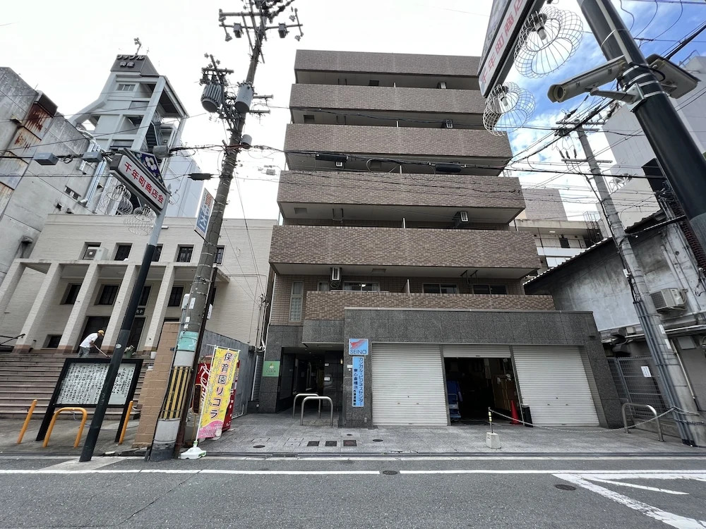 Grandouce Higashi-Shinsaibashi