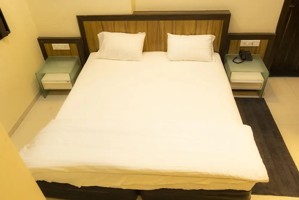 Shree Datta Hotel