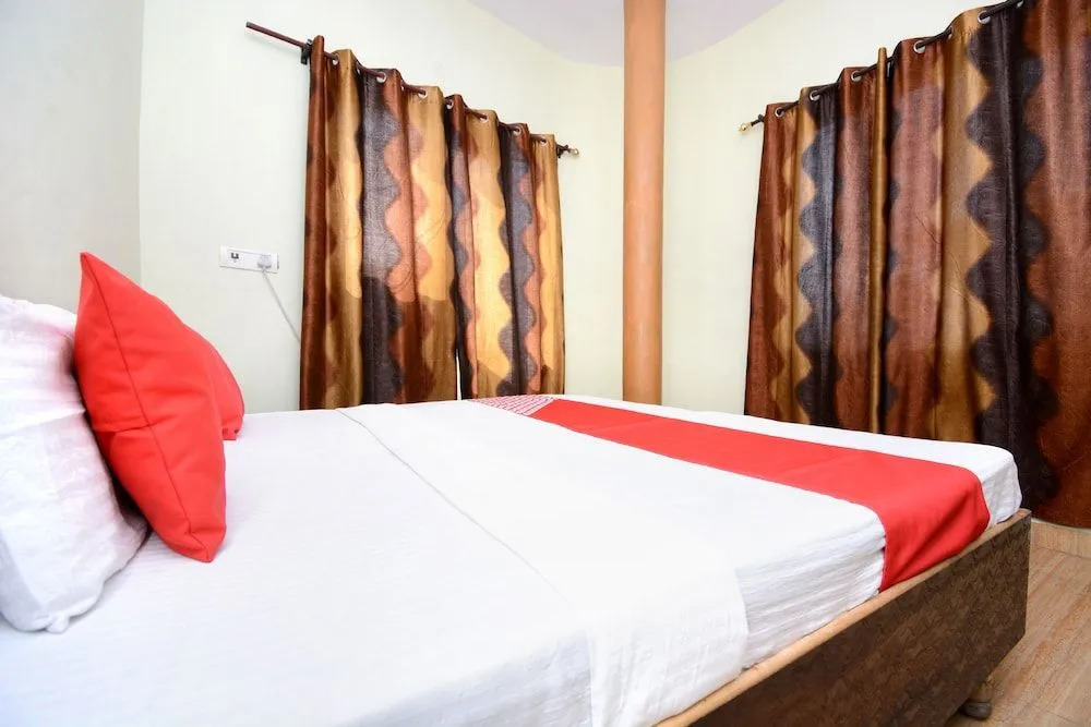 OYO 36696 Sodhi B&b
