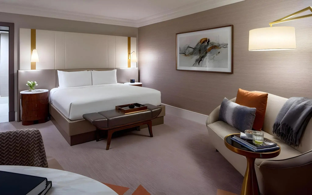 Hotel Crescent Court