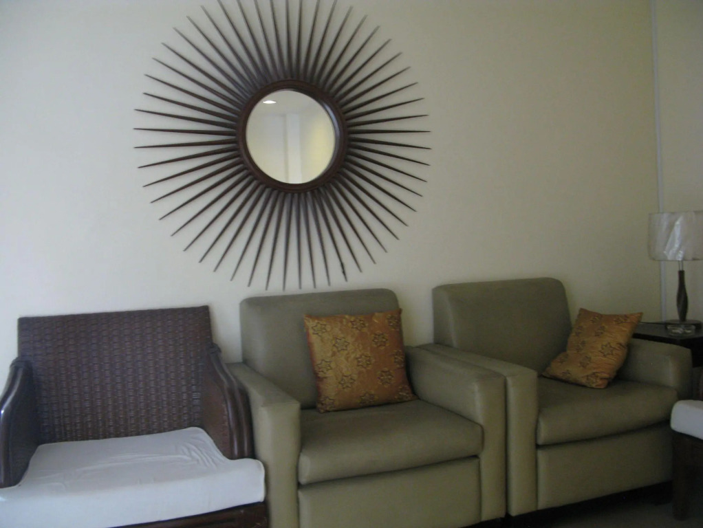 RedDoorz Plus at Hotel Esse