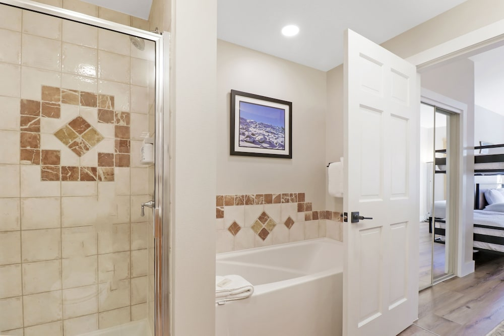 Pp308 Passage Point 2 Bedroom Condo