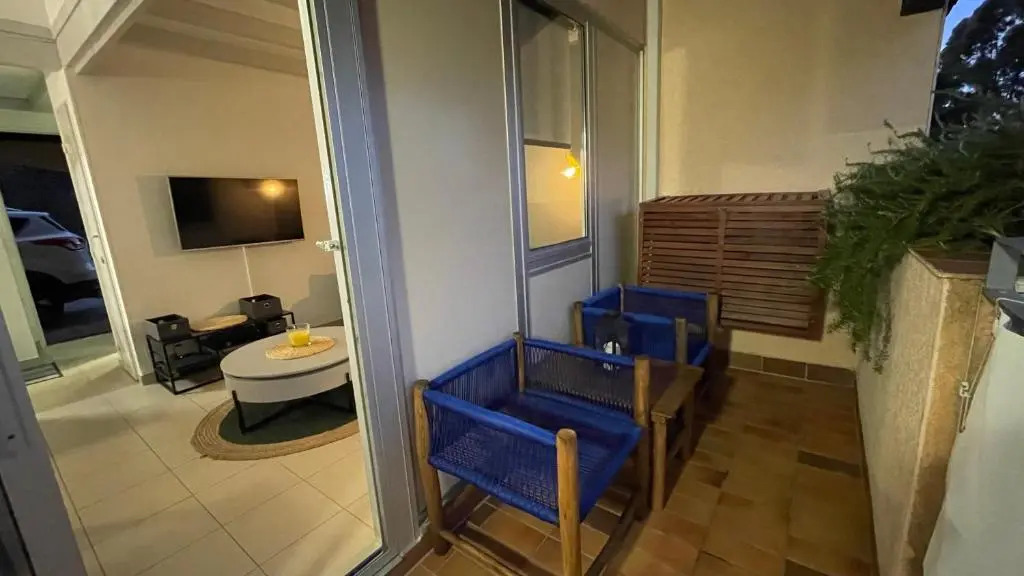 Appartement les 3 caps avec piscine et vue mer