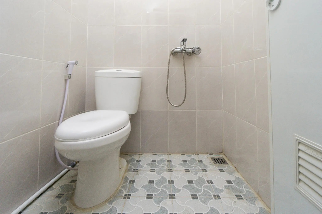 OYO 1542 Yessy Mansion