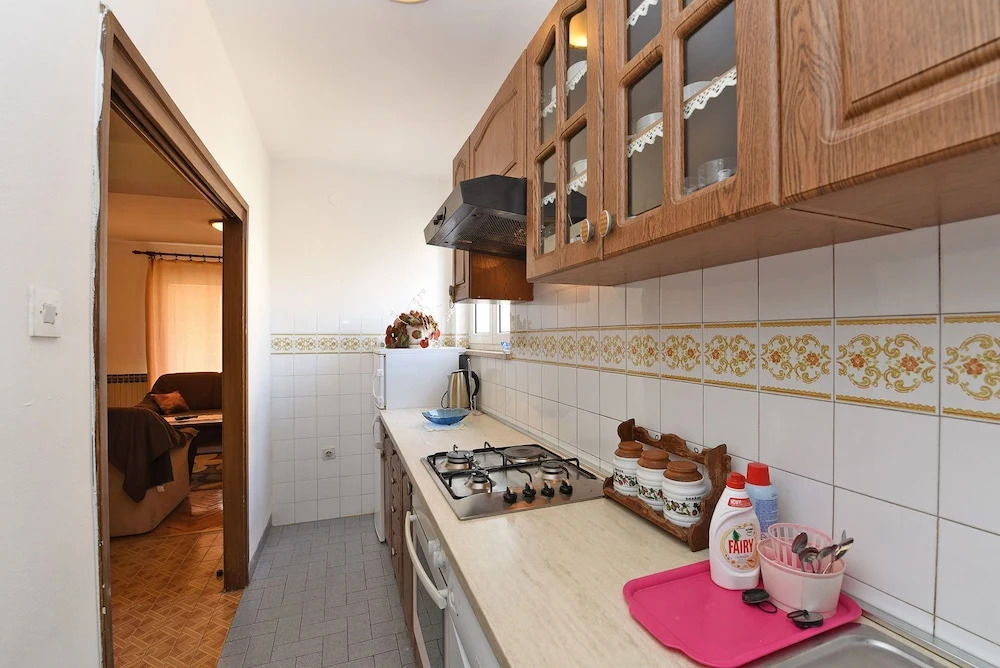 Apartment 621