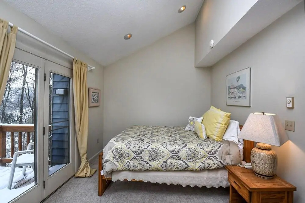 Villages of the Wisp Lakeview Court 2 Bedroom Townhome #13