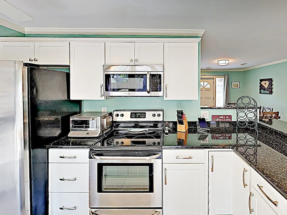 New Listing! Cute Home w/ Big Backyard, Near Beach home