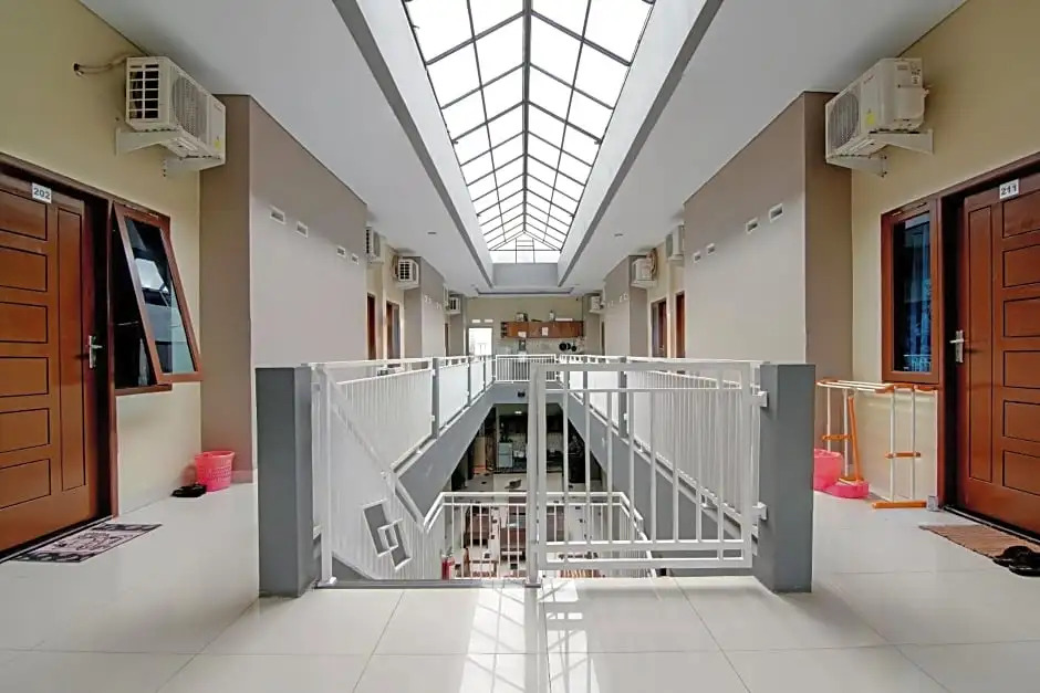 OYO 91066 Wisma Cemara