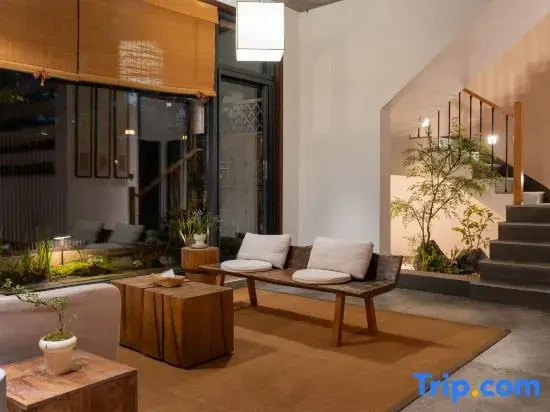 Yichun Wentang Yuhou Hot Spring Homestay