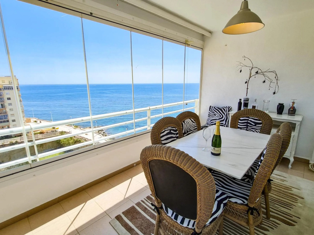A017- Apartamento en primera línea de la playa Levante La Fosa con garaje