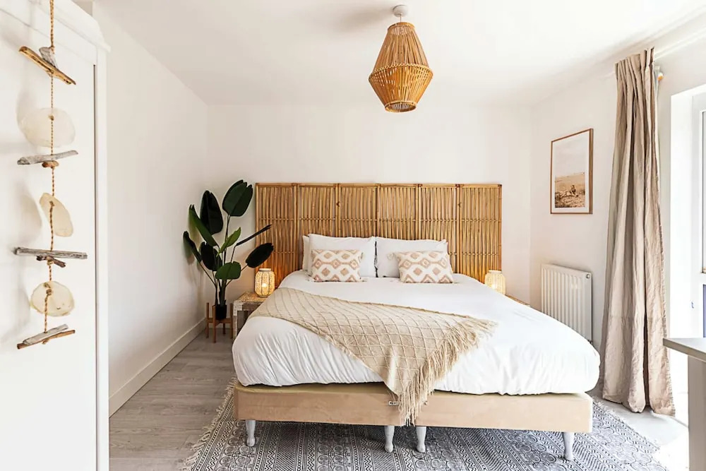 Semi-detached House With Modern Bespoke Interior