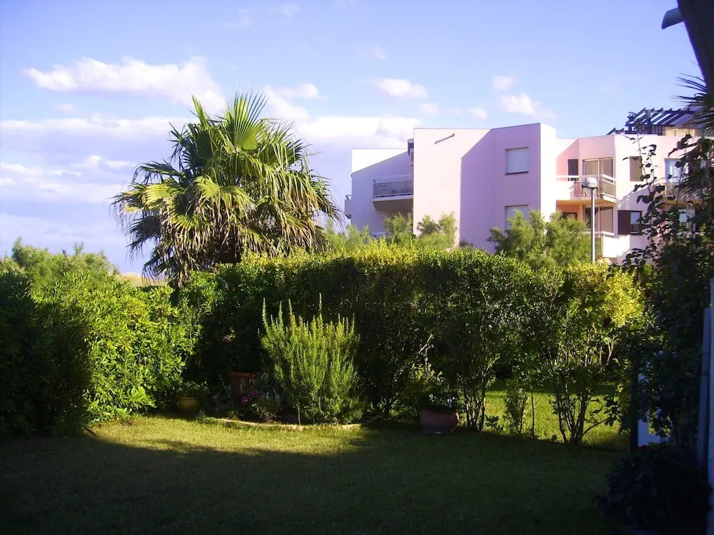 Apartment With 2 Bedrooms in Saint-cyprien, With Wonderful sea View, P
