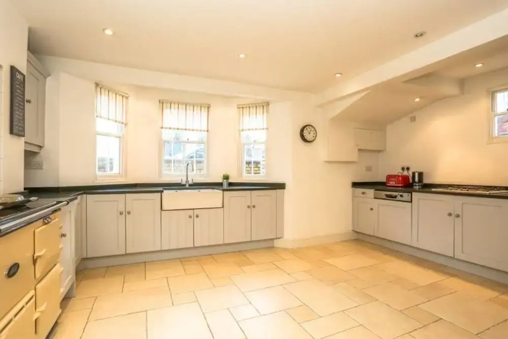 The Richmond Retreat - Beautiful & Central 9bdr Victorian Homes