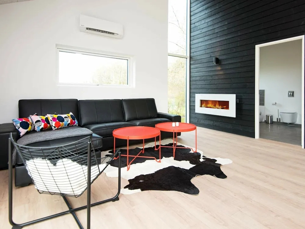 Charming Holiday Home With Private Whirlpool at Jutland