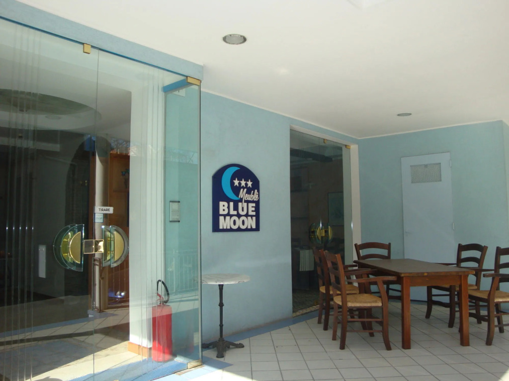 Hotel Blue Moon B&B