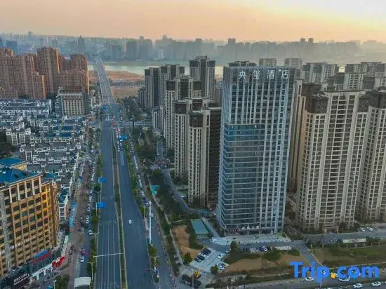 YangXi Hotel