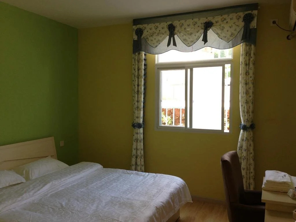 Flower Blooming Inn