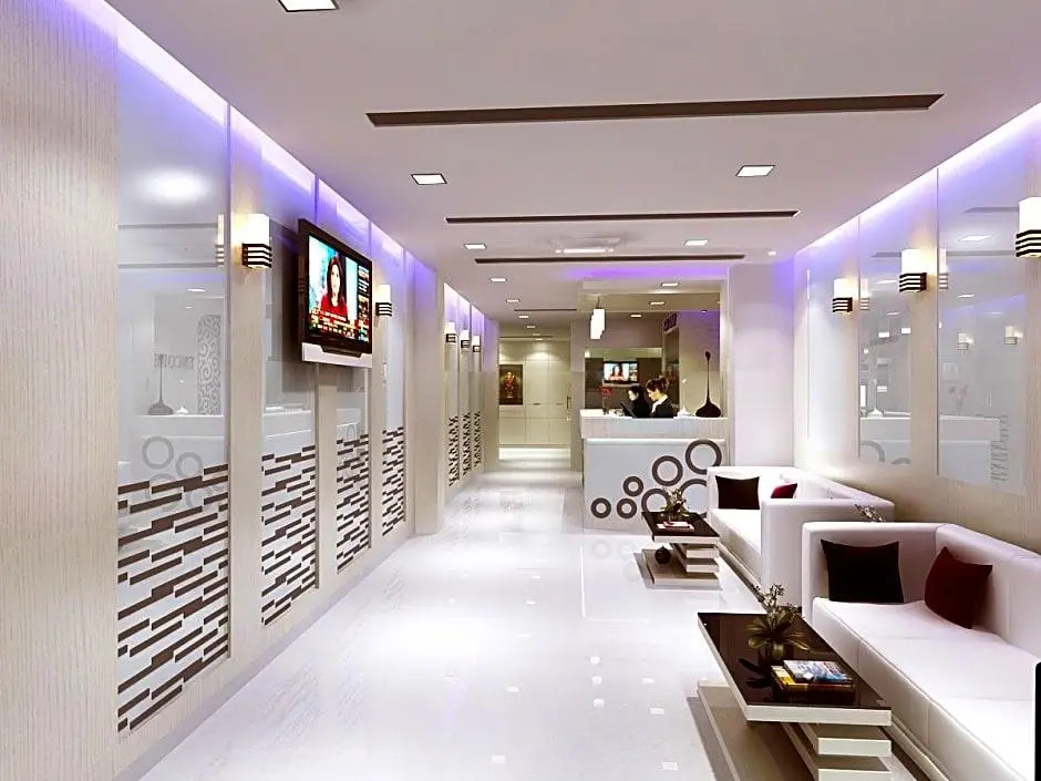 Encore Inn