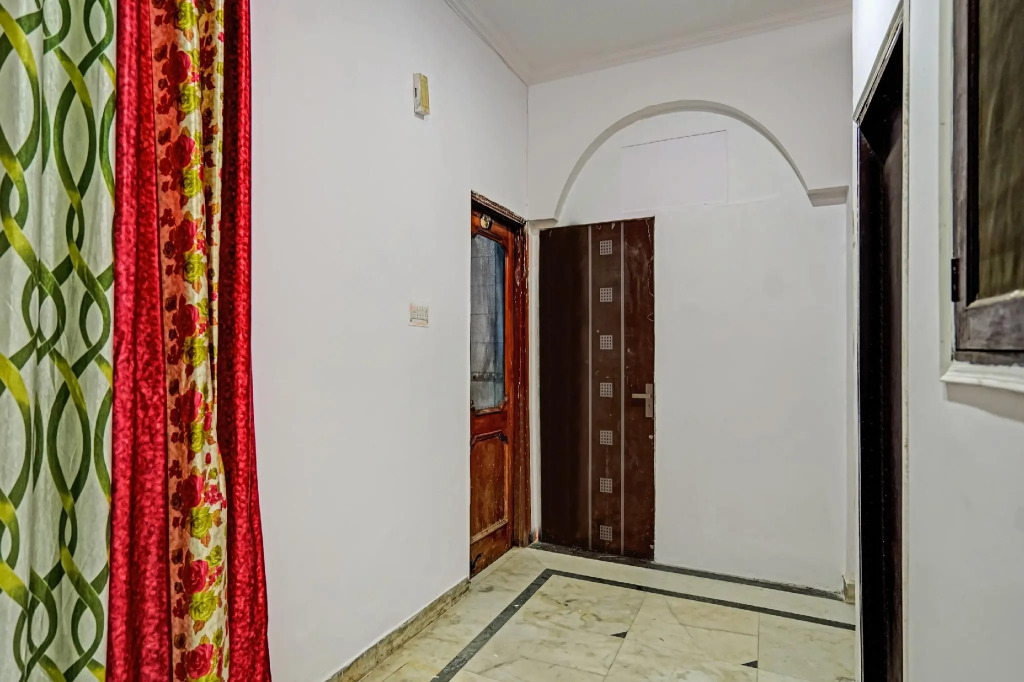 OYO 75198 Happy Home
