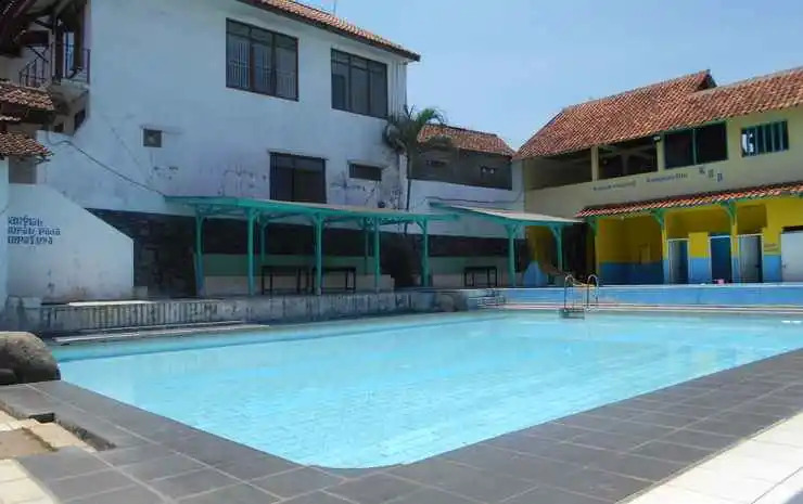 Rumah Syariah & Kolam Renang Bugenville Guesthouse