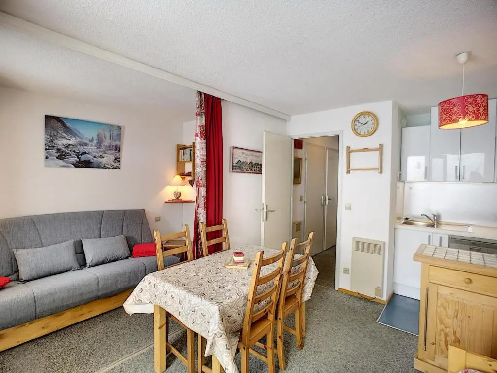 Appartement Les Menuires, 2 pièces, 4 personnes - FR-1-178-345