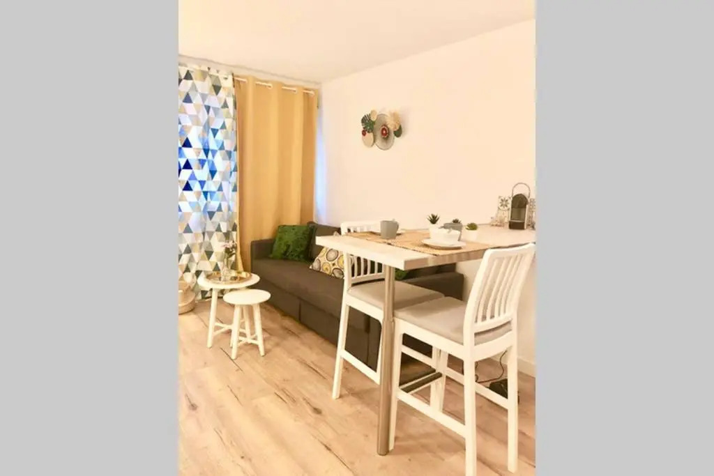 Charmant studio Prado Périer proche des plages