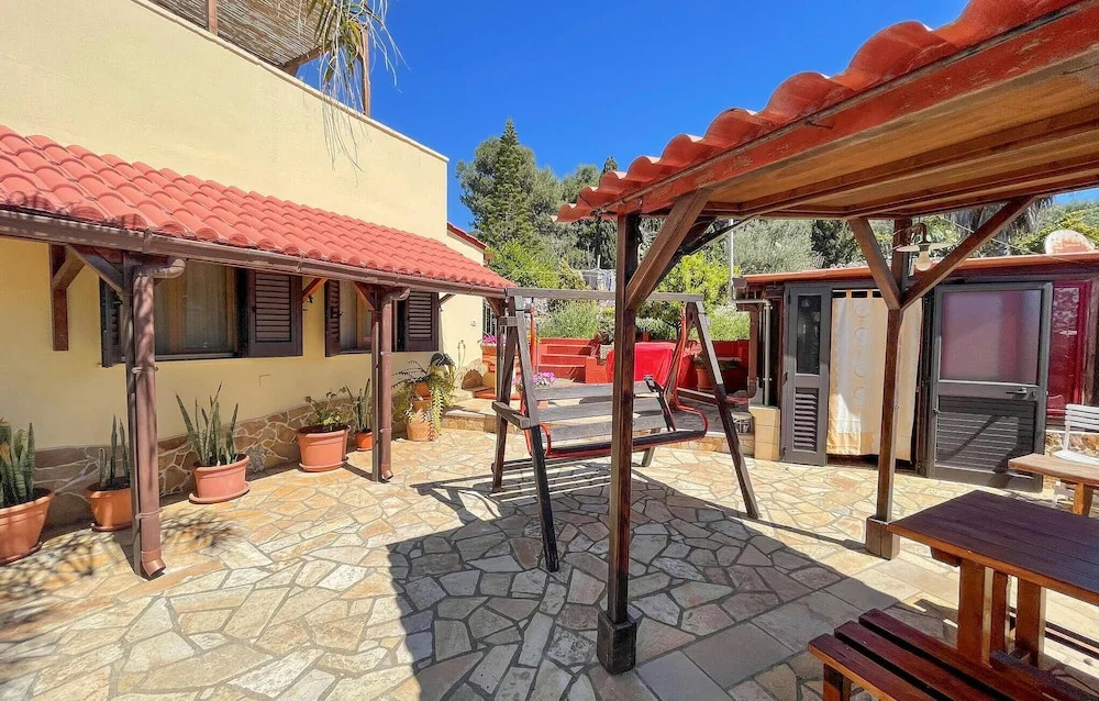Amazing Home in Torre Vado With Wifi and 2 Bedrooms