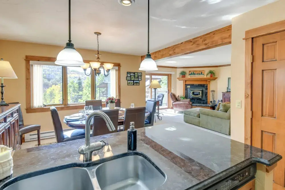 Mtn-view Steamboat Condo: Shuttle to Resort