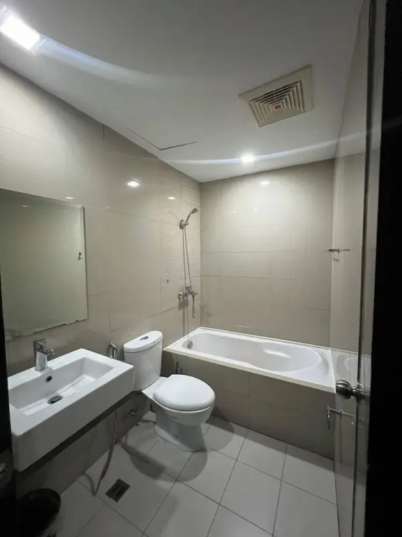 Mactan Newtown Seaview 2 bedroom near airport