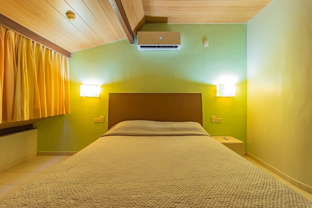 Beach Class #7113- Bungalow by Carpediem
