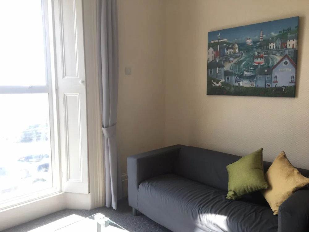 Madeira Cove Holiday Flat