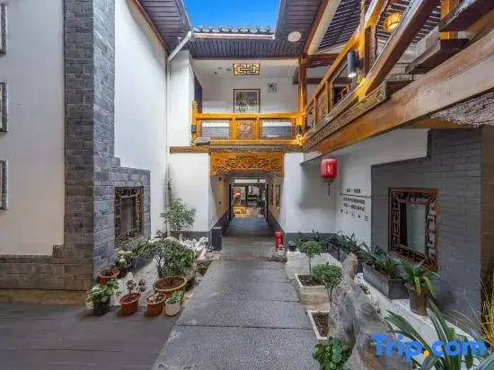 Three House Inn