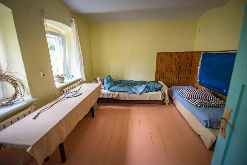 Mountain Tale - Hostel