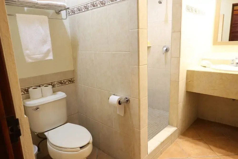 HOTEL COLLI