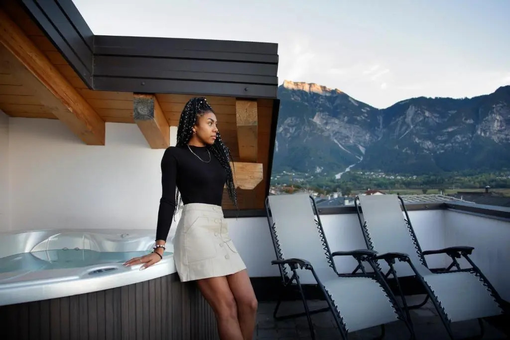 Hotel Romanda