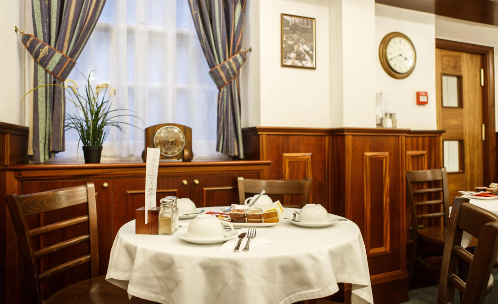 Regency House Hotel