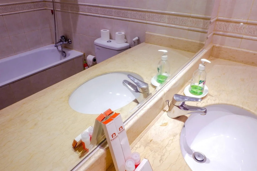 Premium Location Ambasador 2 Apartment