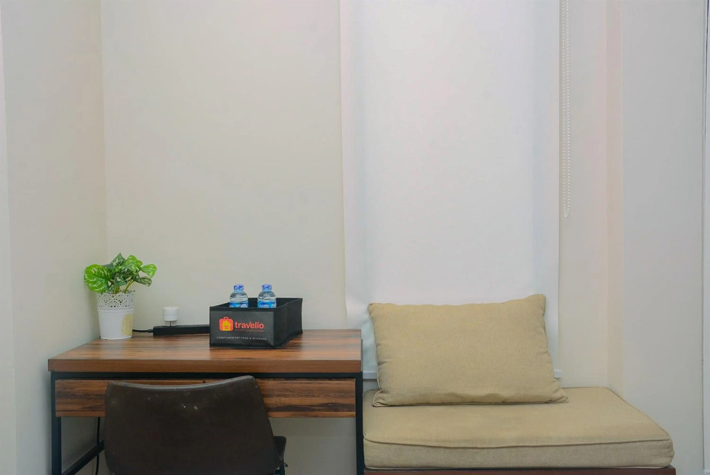 Comfy and Minimalist Studio Kebayoran Icon Apartment